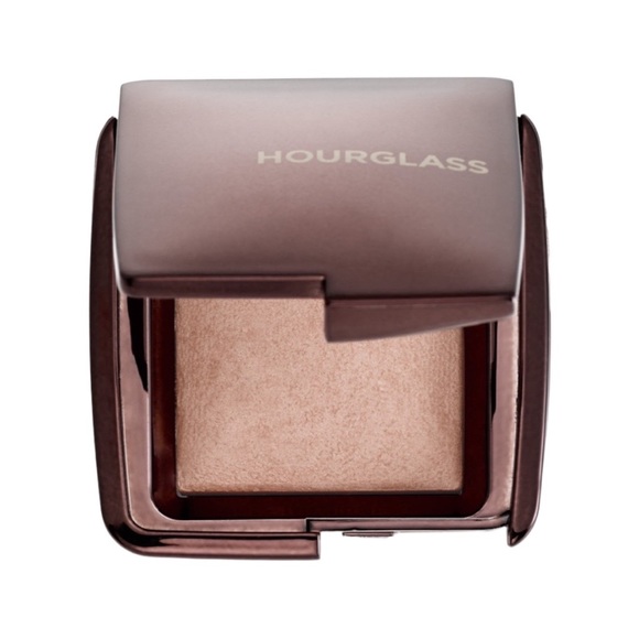 Hourglass Makeup New Hourglass Ambient Luminous Light Highlighter